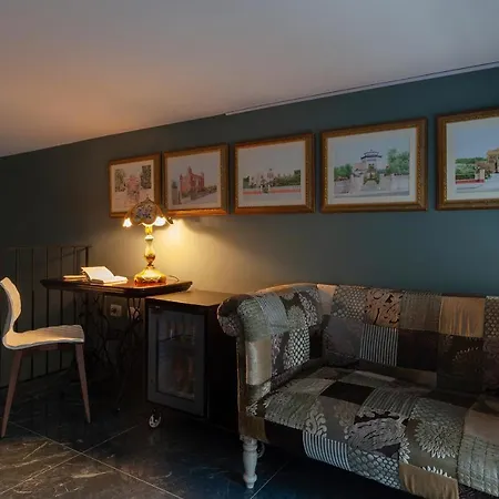 Coclee Suite Palace-2